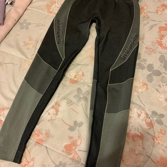 Gym shark leggings - Picture 3 of 4